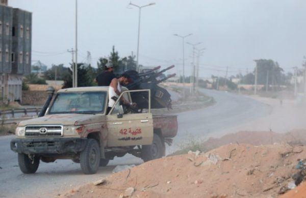Armed forces allied to internationally recognised government fight with armed group in Tripoli