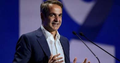 Μητσοτάκης: Φτάνουμε στα όρια μας στο προσφυγικό Μητσοτάκης: Φτάνουμε στα όρια μας στο προσφυγικό