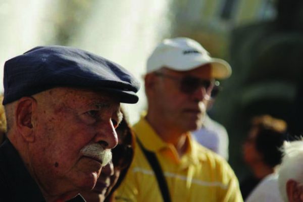 ΑΘΗΝΑ - ΣΥΓΚΕΝΤΡΩΣΗ ΚΑΙ ΠΟΡΕΙΑ ΣΥΝΤΑΞΙΟΥΧΩΝ(EUROKINISSI/ΣΩΤΗΡΗΣ ΔΗΜΗΤΡΟΠΟΥΛΟΣ)