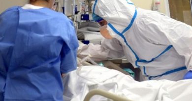 Ξεπέρασαν τους 200.000 οι νεκροί από τον κορωνοϊό στις ΗΠΑ Ξεπέρασαν τους 200.000 οι νεκροί από τον κορωνοϊό στις ΗΠΑ