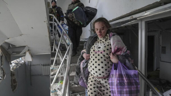 amaxi_pregnant_ap_mariupol_1000_0