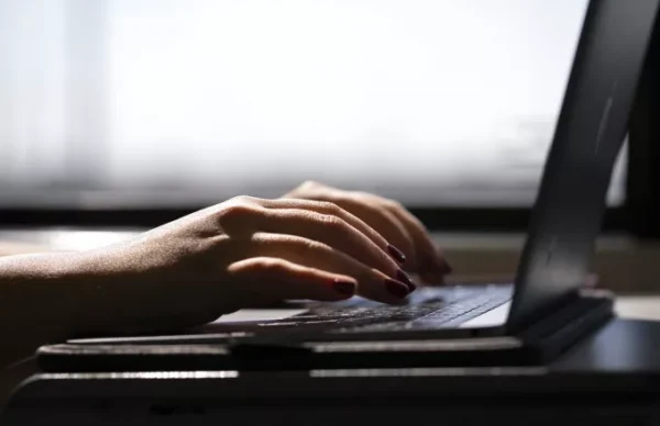 laptop2610_ap.jpg