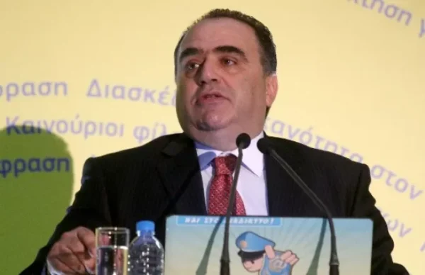 sfakianakis-ape.jpg