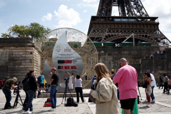 Paris starts one-year count down to 2024 Olympics