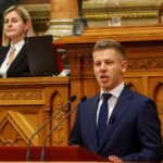 Ουγγαρία: Μείωση κατά 40% των απολαβών των βουλευτών